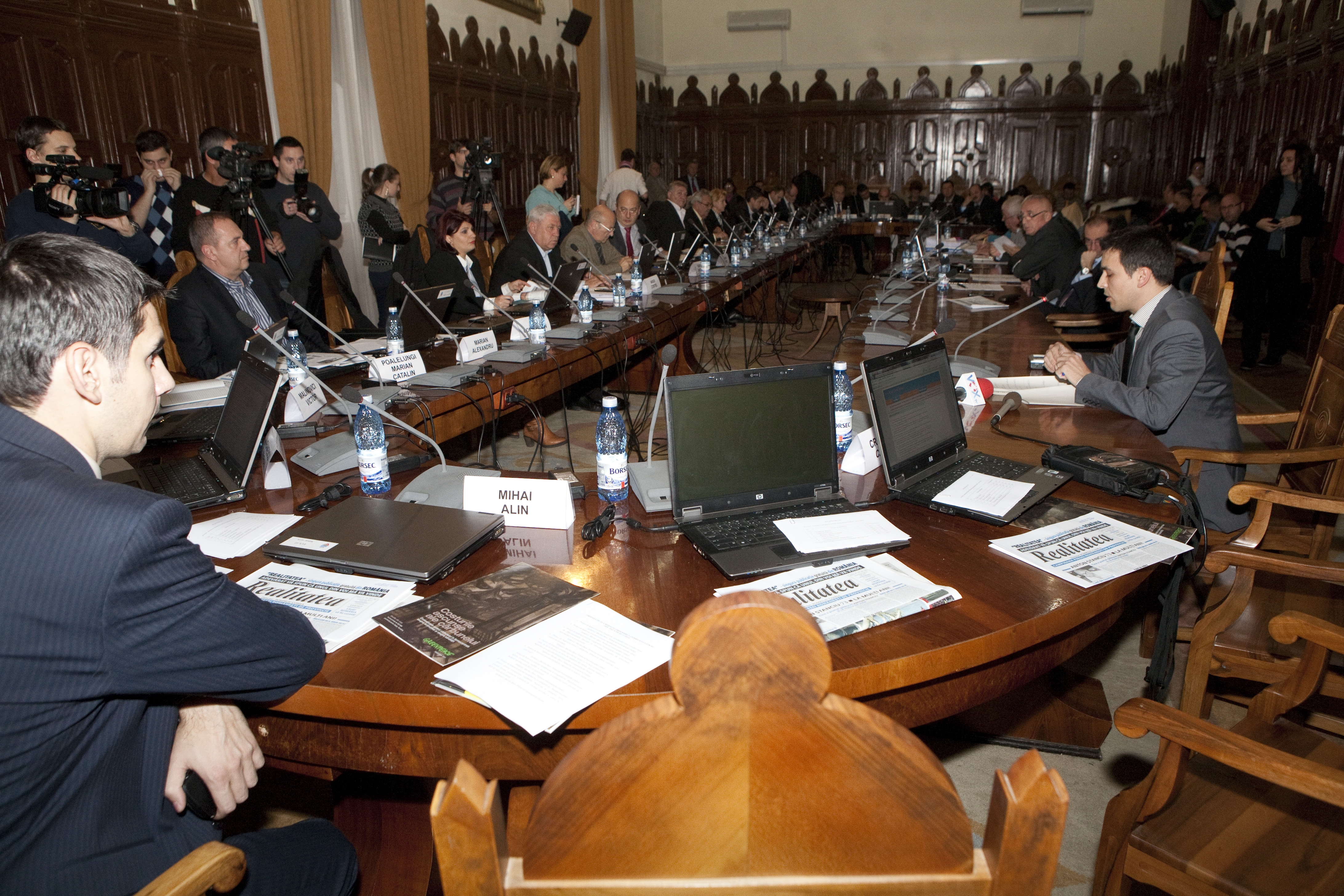 Investiţii la Primărie: Comunicaţii speciale de 100.000 euro