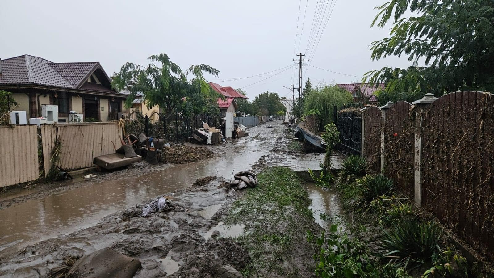 Suferinţa oamenilor, prilej de circ electoral