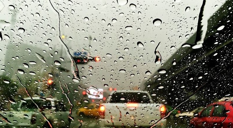 Se încălzeşte, dar ploaia continuă