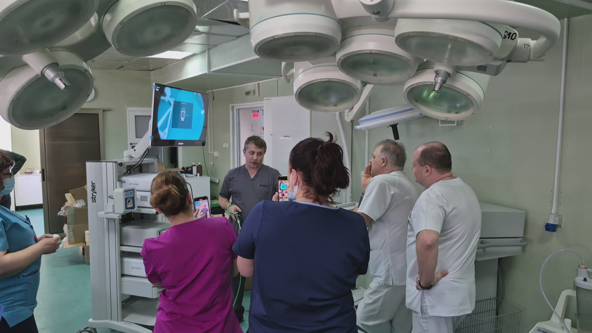 Aspirator cu ultrasunete pentru extirparea tumorilor, la Județean