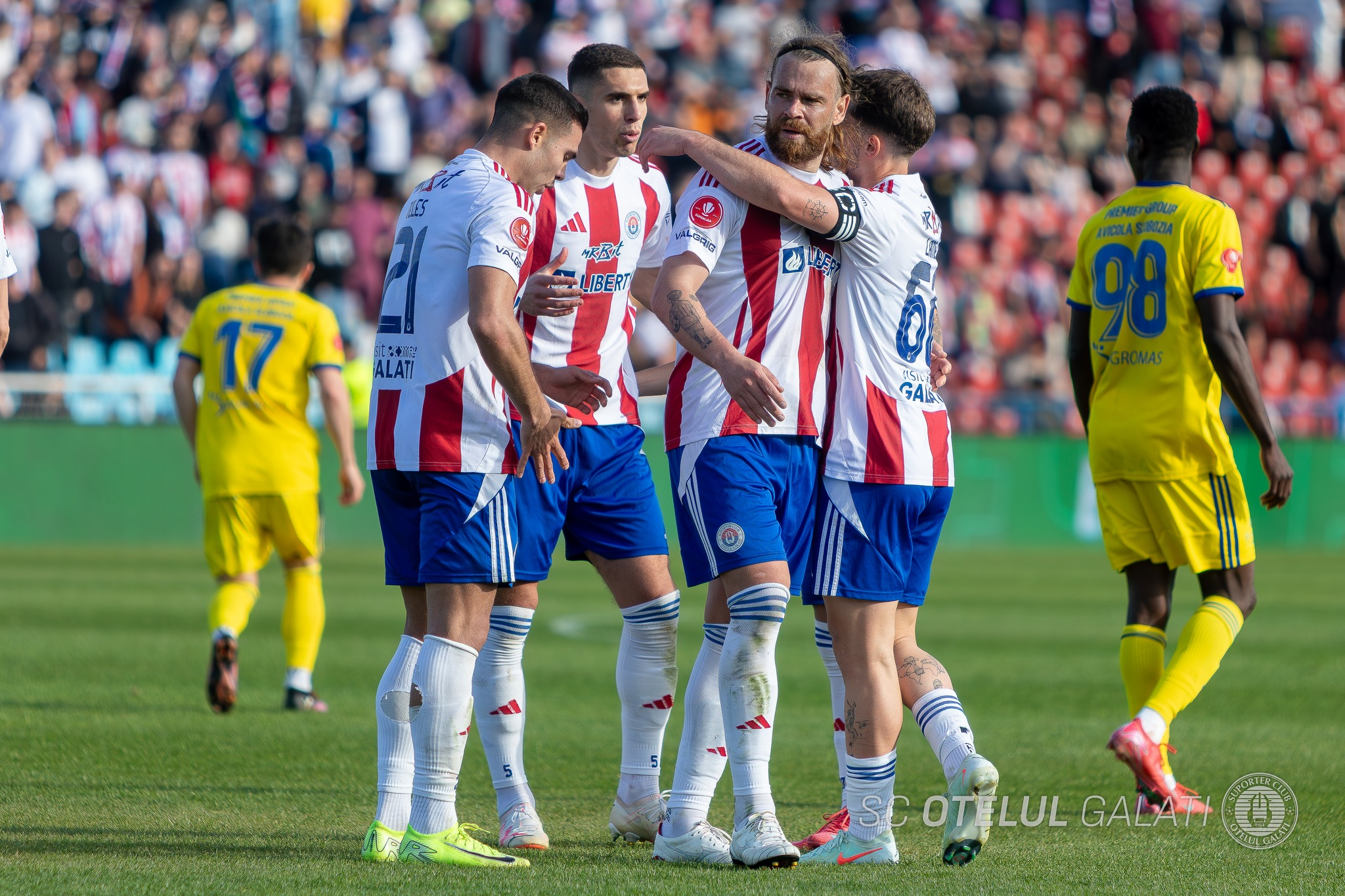 Echipele din Superligă, cu ochii pe jucătorii Oțelului