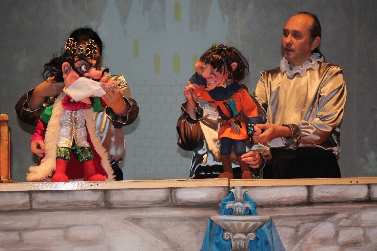 FESTIVALUL GULLIVER CONTINUĂ: „Prinţesa Zulufina” i-a încântat pe copii