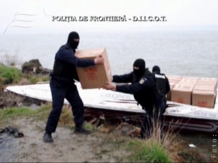 Traficanţi vitezomani, cu Săgeată camuflată (VIDEO)