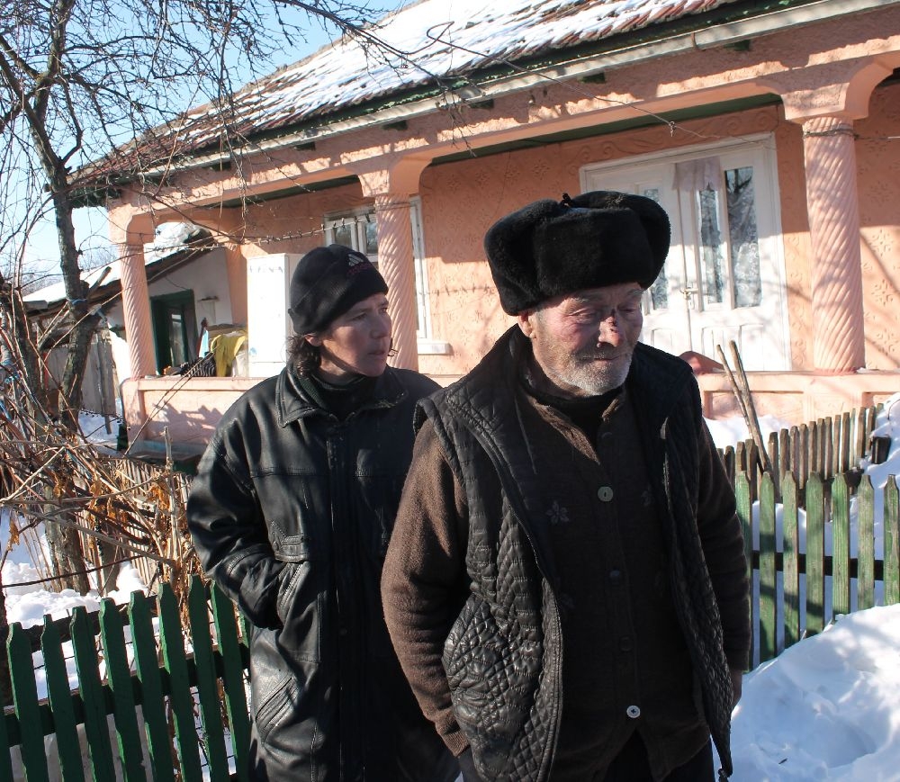 ARESTĂRI în cazul uciderii „Ninei farmacista”! Tanţa şi nea Gherase, acuzaţi oficial de CRIMĂ