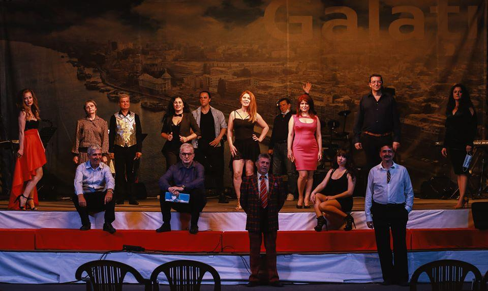 Două spectacole cu muzică şi haz, în aer liber