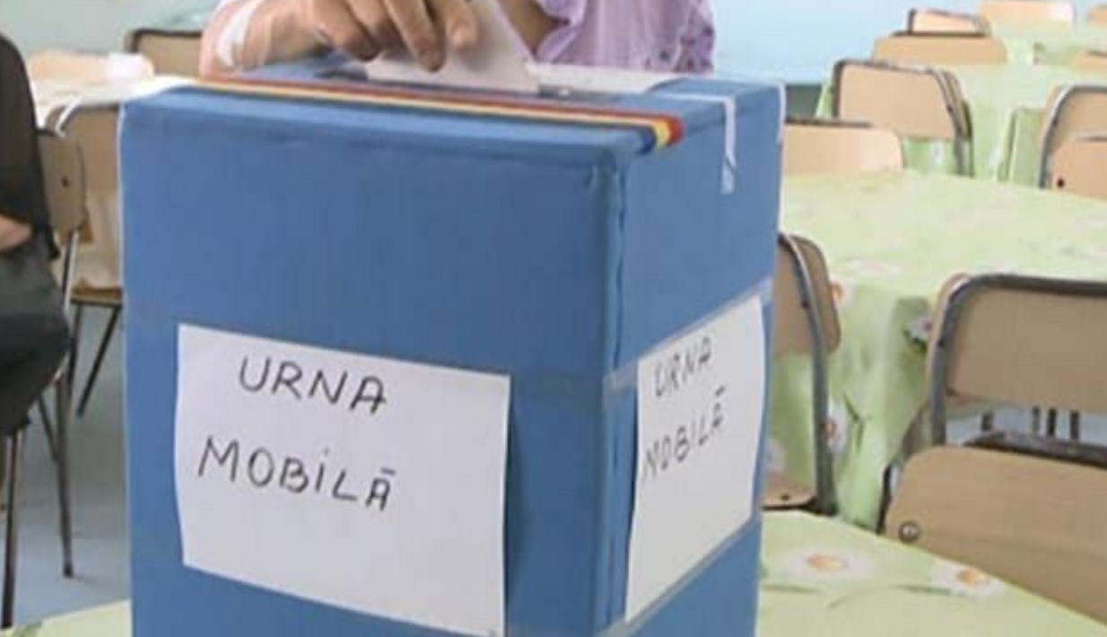 Mii de solicitări pentru vot cu urna mobilă. Alegători în arest și program prelungit la buletine
