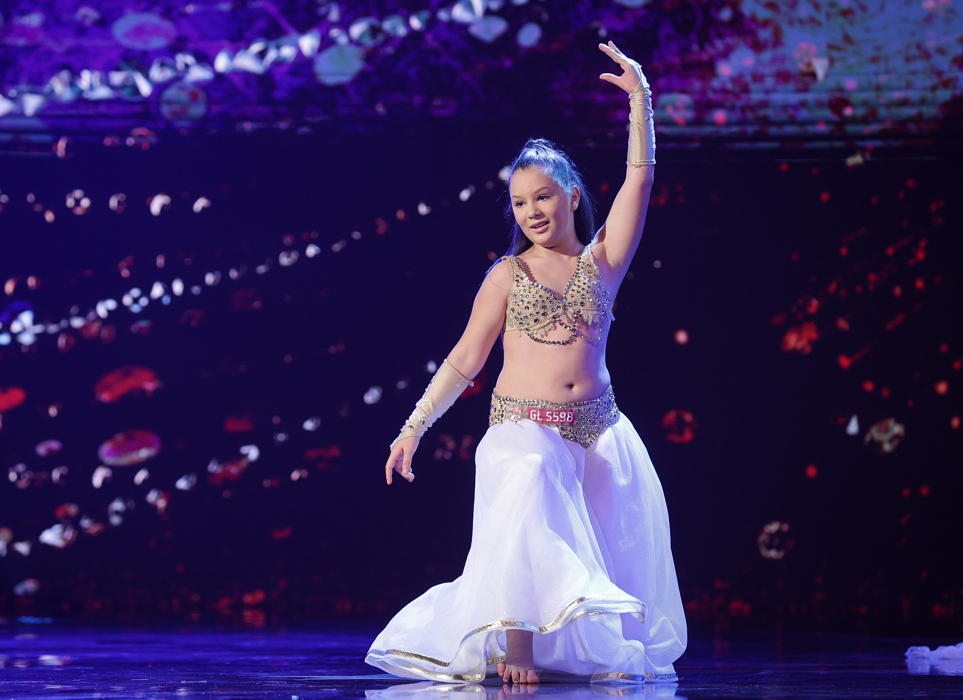 Moment de belly dance, oferit de o gălăţeancă la „Românii au talent” (VIDEO)