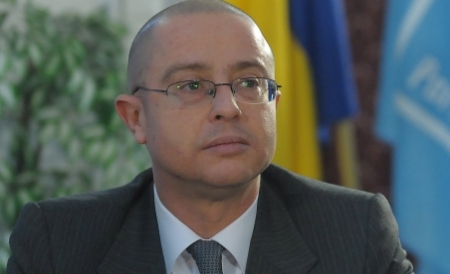 Tudor Ciuhodaru, demis după două zile din Ministerul Sănătăţii