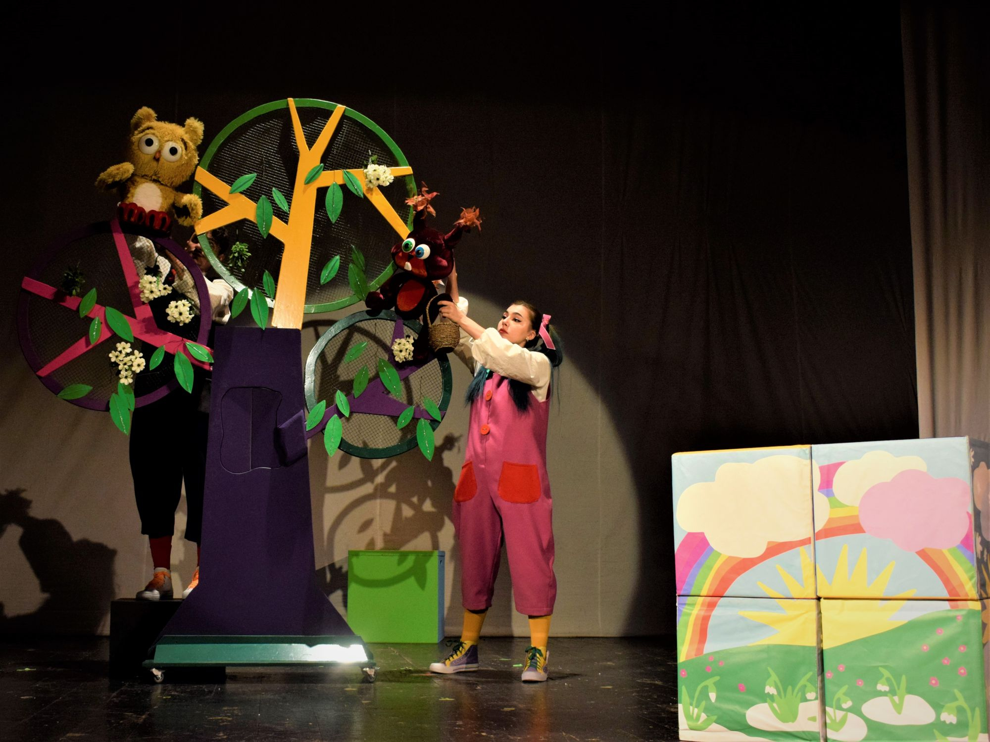 PREMIERĂ | ”Ursul păcălit de vulpe”, la Gulliver