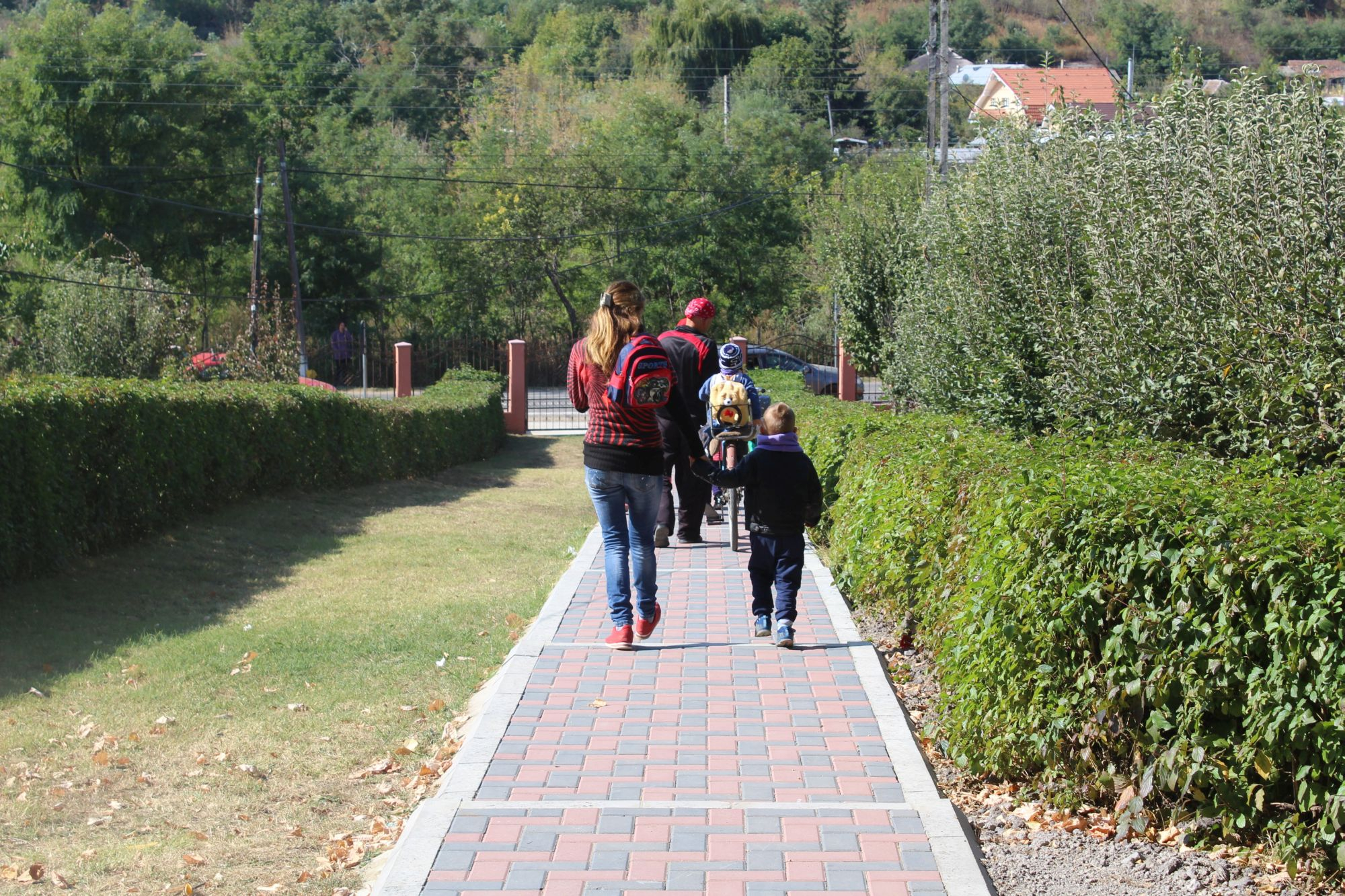 Şcoala, prioritatea unui primar din județul Galați. Toţi elevii, în excursie pe banii Primăriei