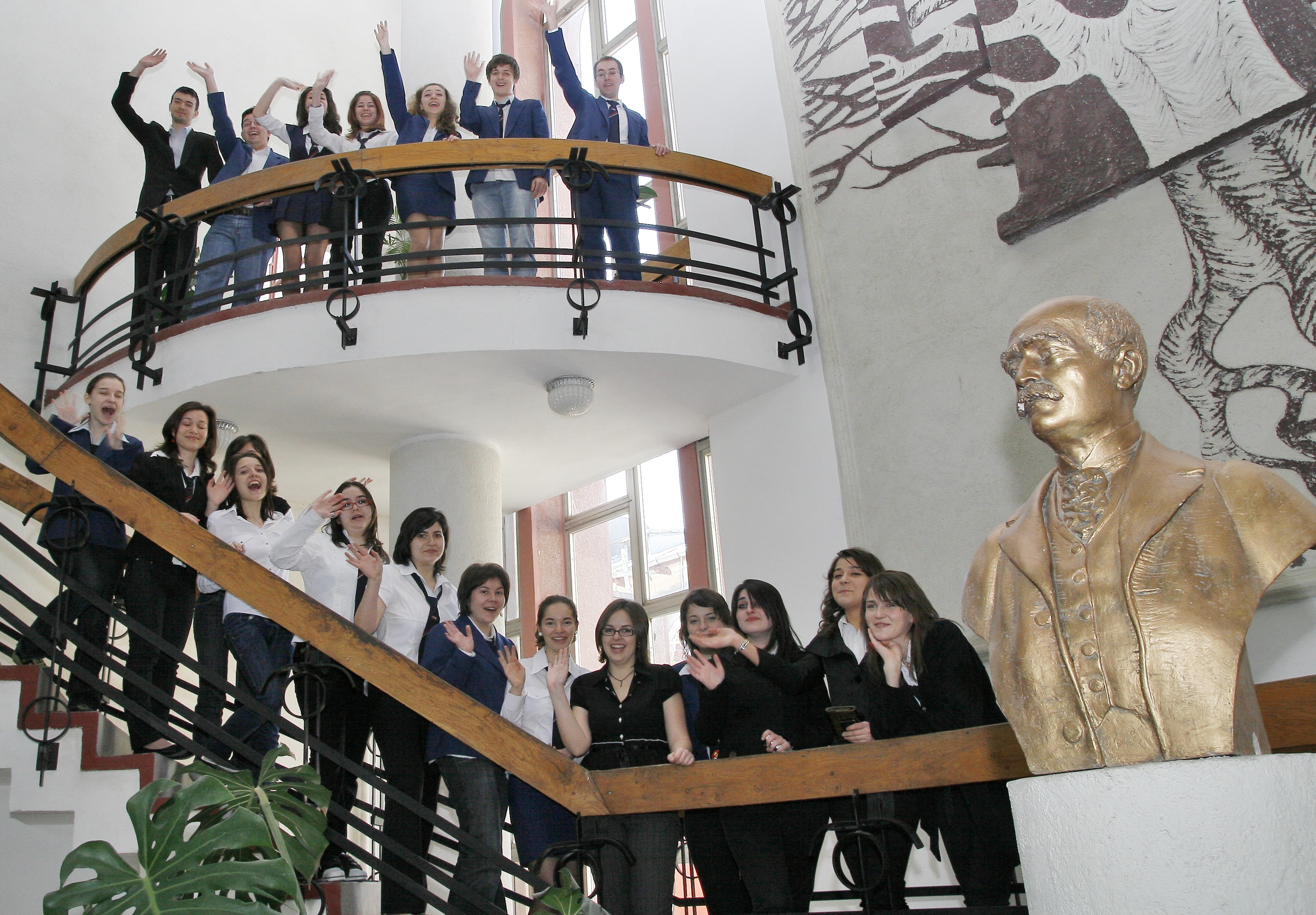 Cei 19 olimpici pentru matematică