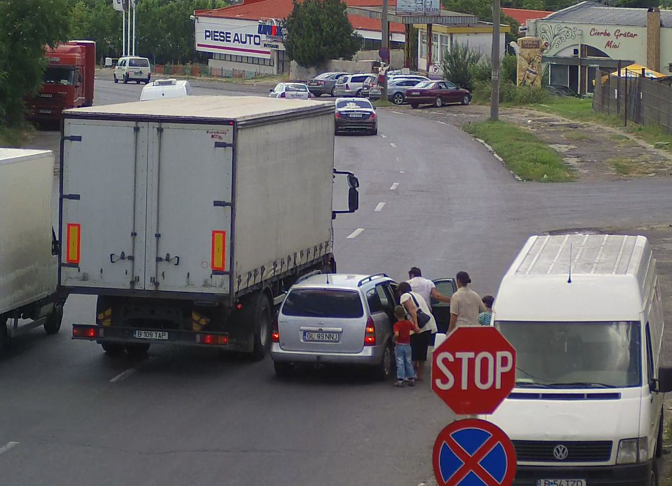 Evaziune de milioane cu ”Ia-mă, nene!”