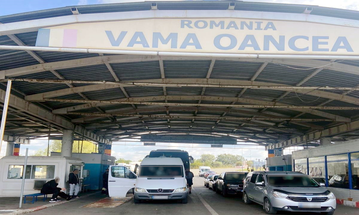 A încercat să treacă vama cu o mașină radiată din circulație
