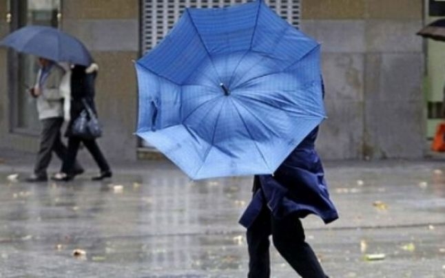 Informare meteo: Instabilitate atmosferică şi răcire accentuată, de miercuri seară până vineri 