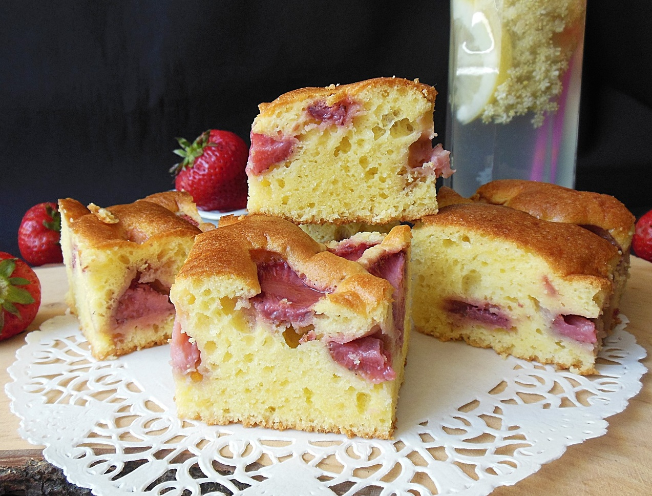 Pandișpan cu căpșuni, o reţetă simplă cu multe moduri de preparare