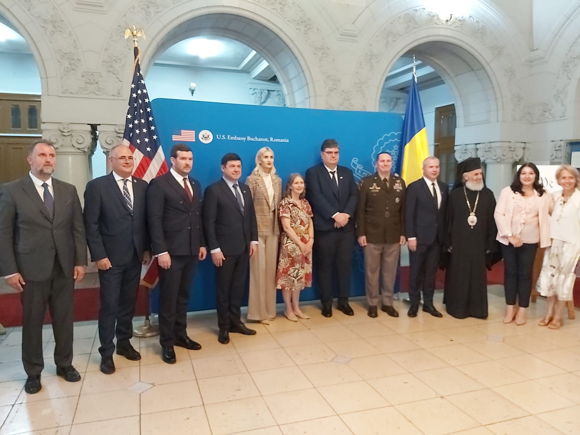 Expoziția „We the People”, vernisată la Galați de ambasadoarea SUA (FOTO)