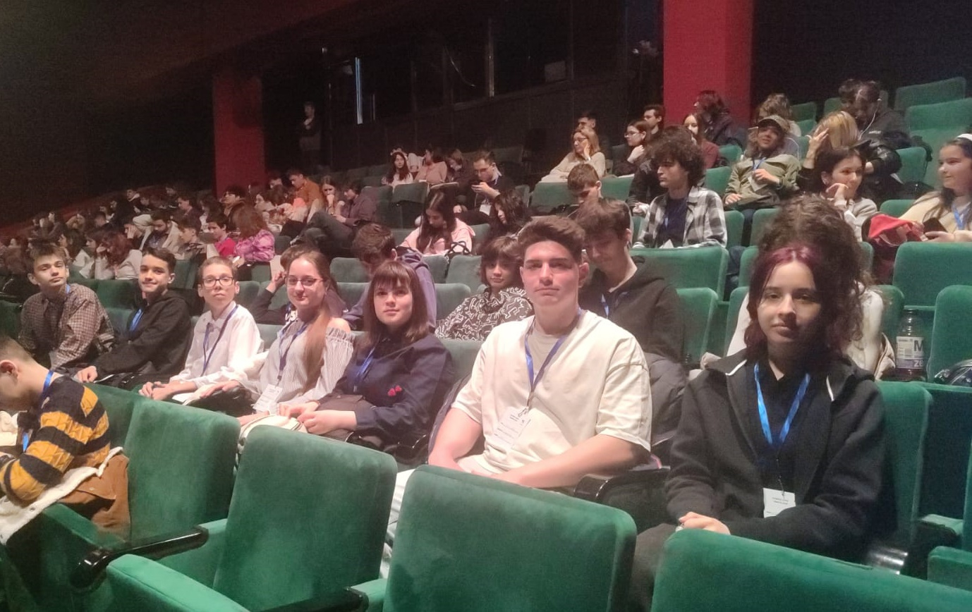 Șapte elevi gălăţeni, la faza națională a Olimpiadei de lingvistică