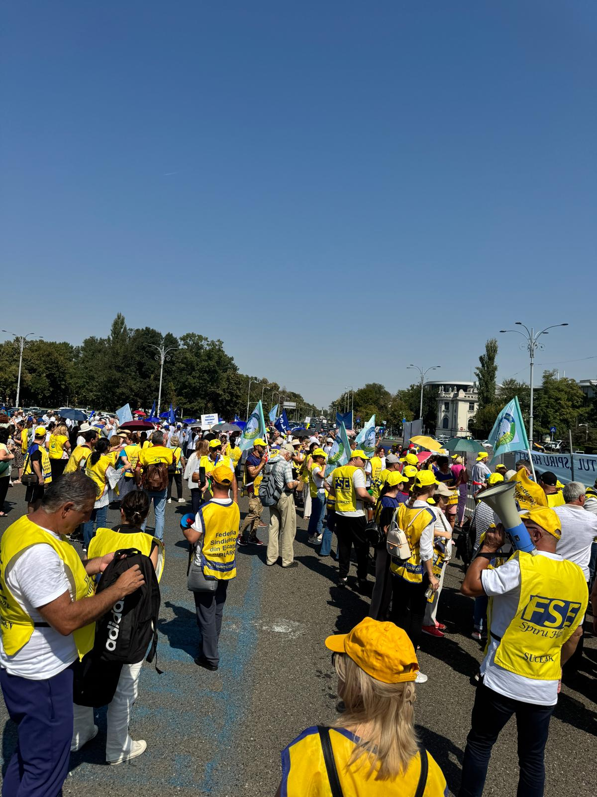 30.000 de profesori vor participa la marșul pentru educație în prima zi de şcoală