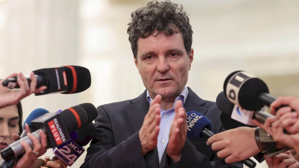 Referendumul lui Nicușor Dan, odată cu primul tur al prezidențialelor