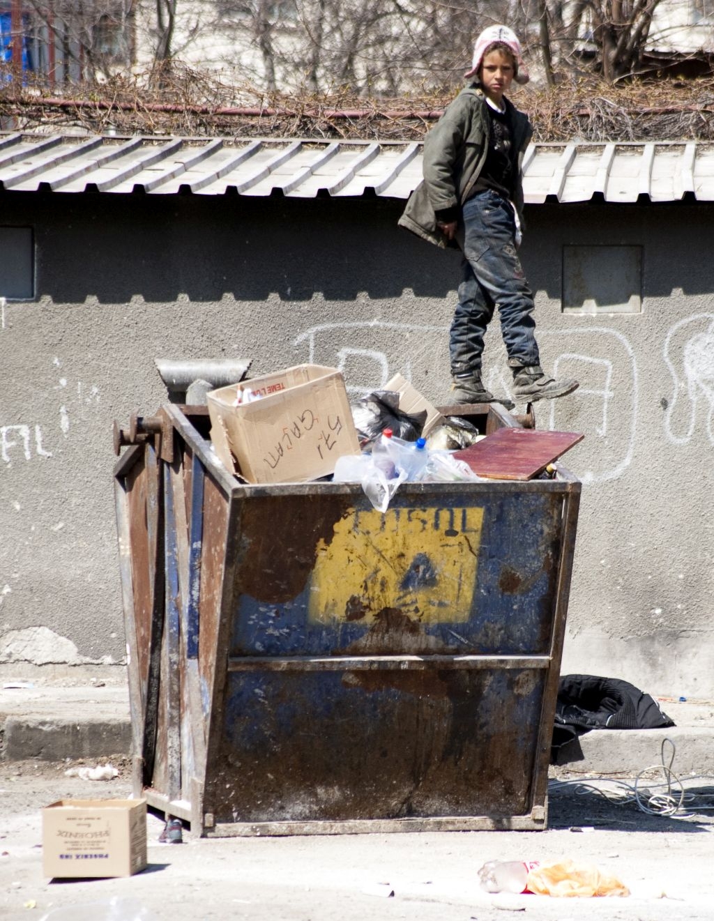 Proiect bun, cu şanse mici de reuşită | ”Plăteşti pentru cât arunci”, greu de implementat în Galaţi