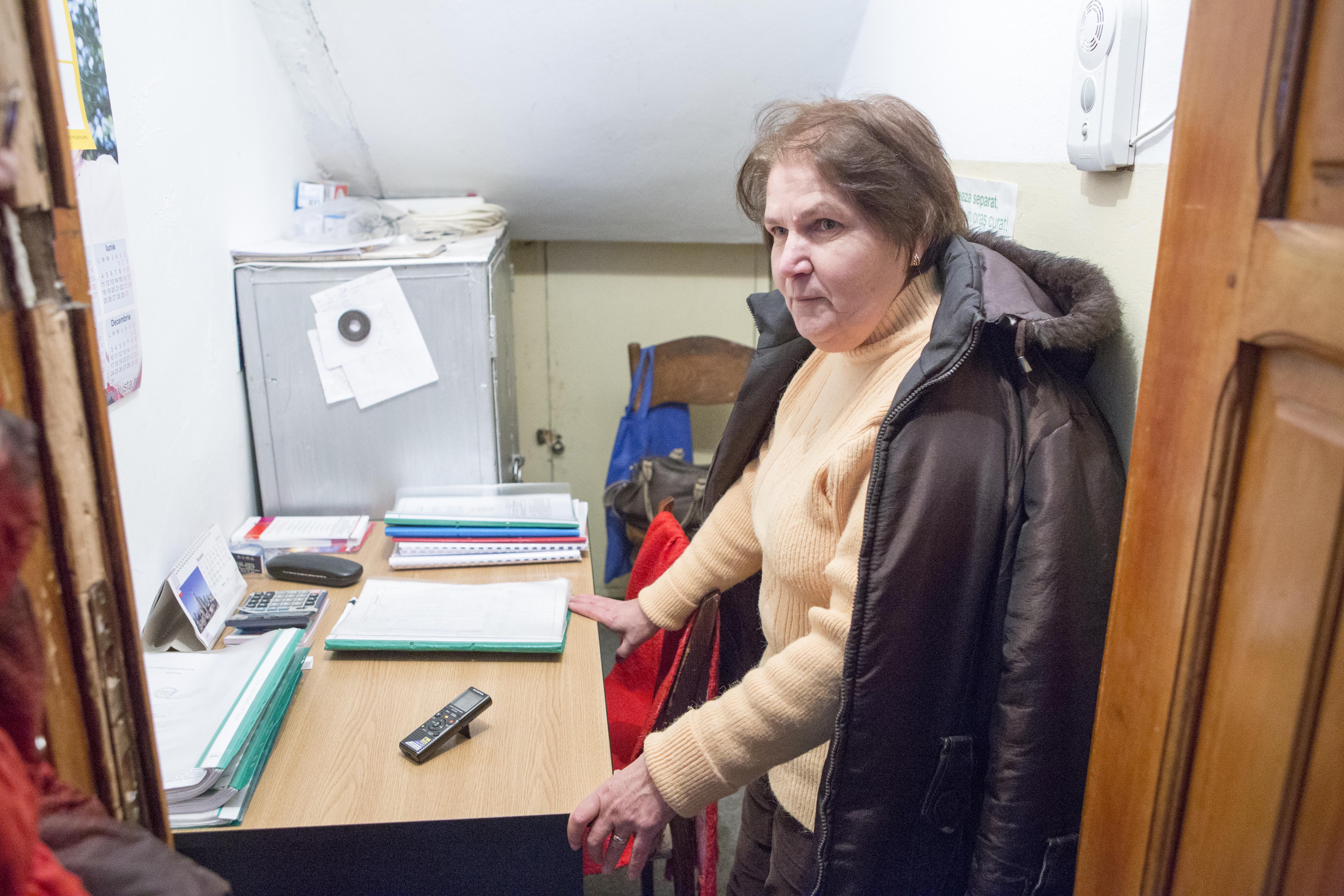 Ce înseamnă să fii administrator: Subsoluri "farmacie" şi blocuri fără datorii