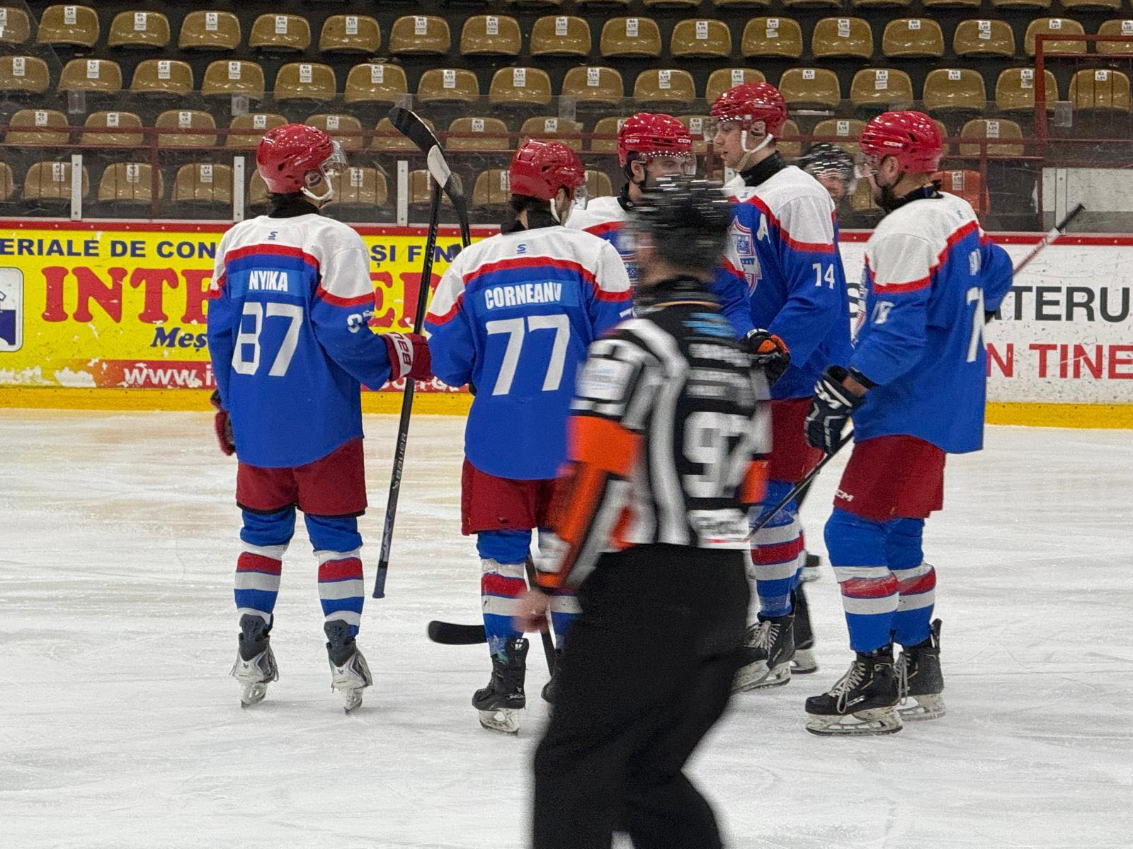 Hocheiștii gălățeni, învinși greu, după loviturile de departajare