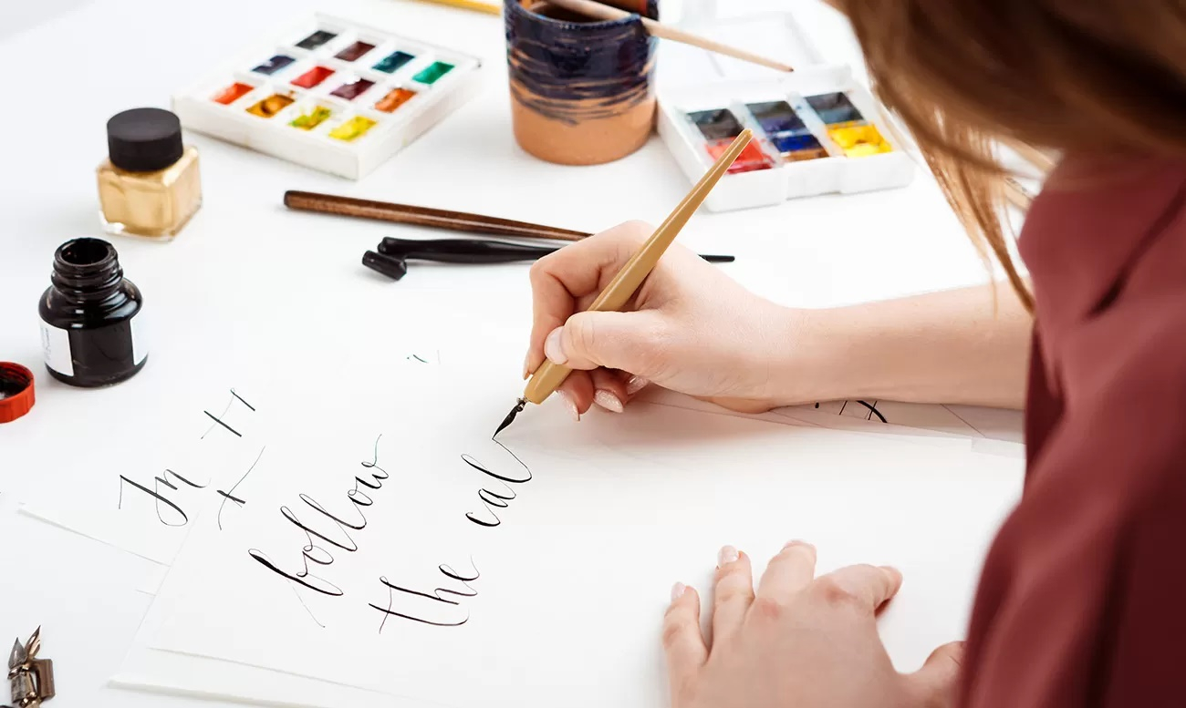 Galațiul sărbătorește Ziua Caligrafiei cu demonstrații și ateliere gratuite