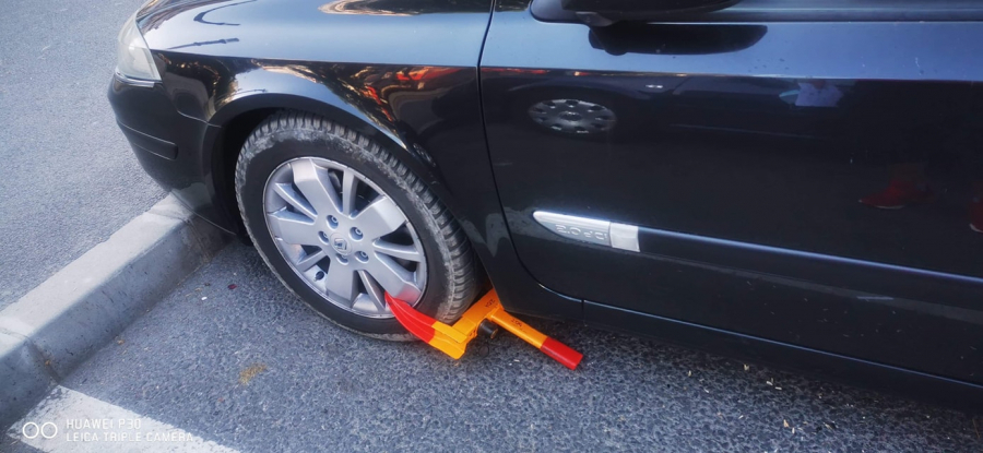 În loc de „caracatiţă”, tarif pentru neplata utilizării unui loc de parcare