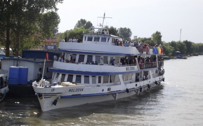 LA MULȚI ANI marinarilor și constructorilor navali!