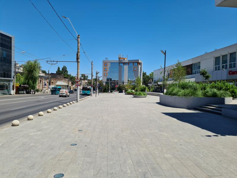 Sfaturi pentru a trece cu bine peste zilele caniculare