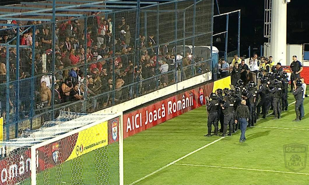 Prunea s-a înşelat, Dinamo a luat doar 8!