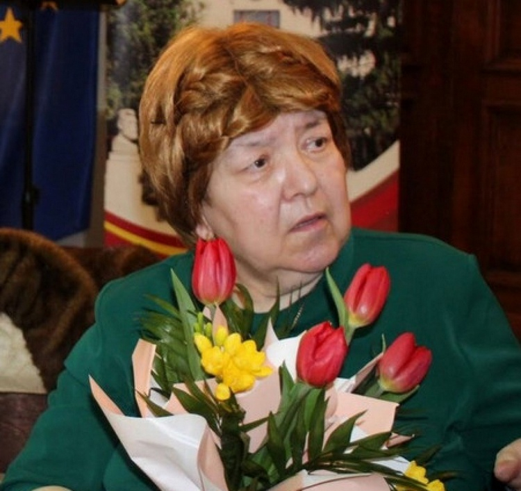 Primul roman al poetei Eleonorei Stamate