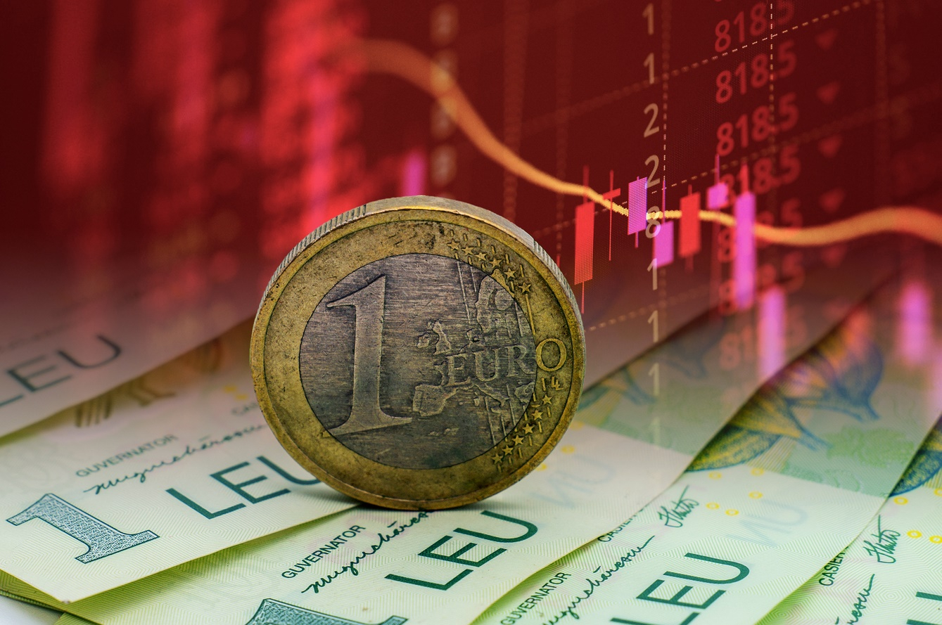 Euro s-a oprit la un curs de 5,05 lei