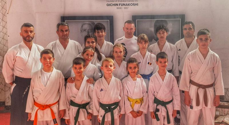 Medalii multe și calificări la „Mondiale”