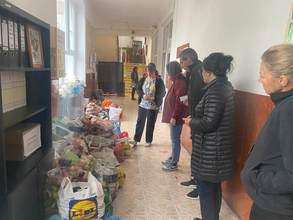 Colectă de fructe şi legume la Şcoala Nr. 29
