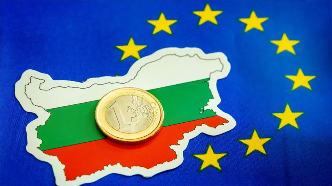Bulgaria intră oficial în zona euro