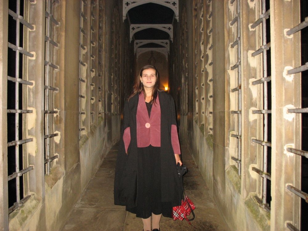 Doctorand la Cambridge, o gălăţeancă ar putea REVOLUȚIONA medicina (FOTO)