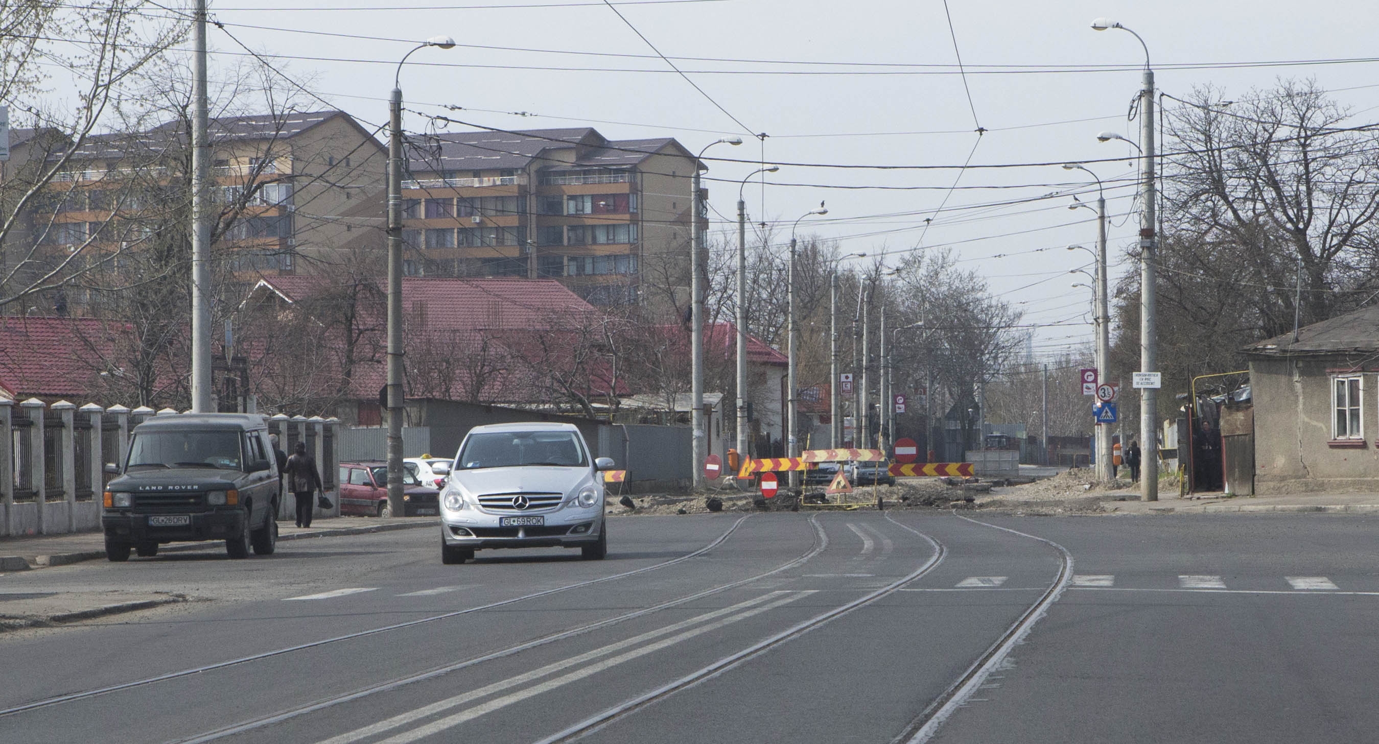 Lucrările de pe Basarabiei, "îngropate" la Consiliul Local/ Suspiciuni de fraudă la precedenta reparaţie