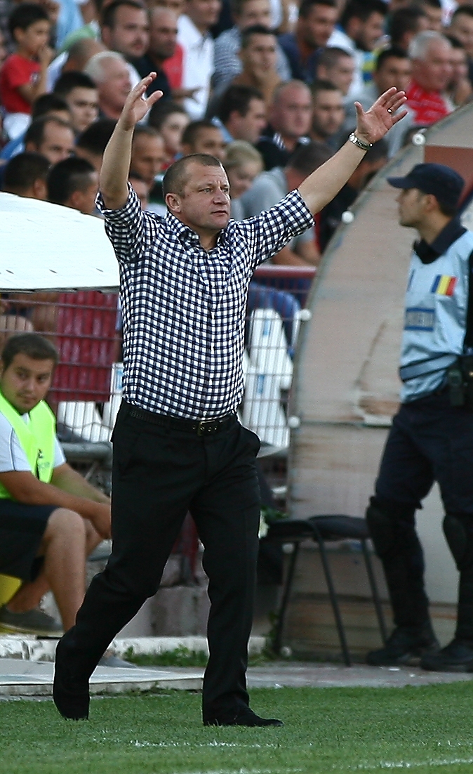 Tensiuni la Oţelul! Contre între Dorinel Munteanu şi conducere