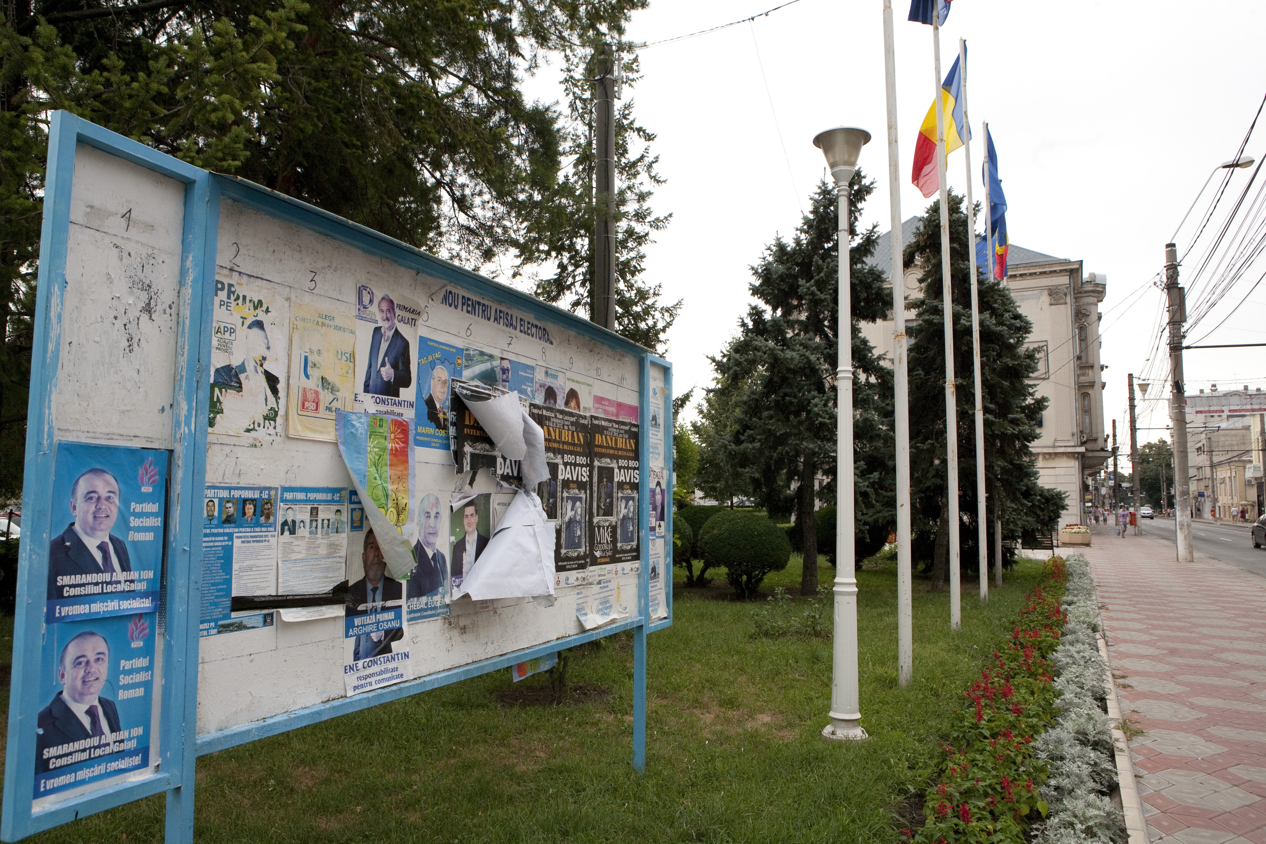 Să înceapă circul! O lună de campanie electorală