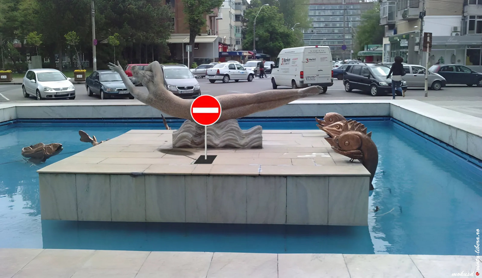 Conștiința seamănă cu „Nespălata” aia din Galați