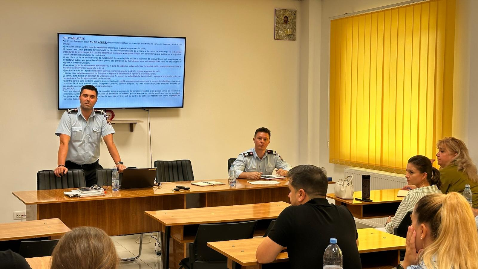 Instruire privind noile reguli pentru prevenirea incendiilor