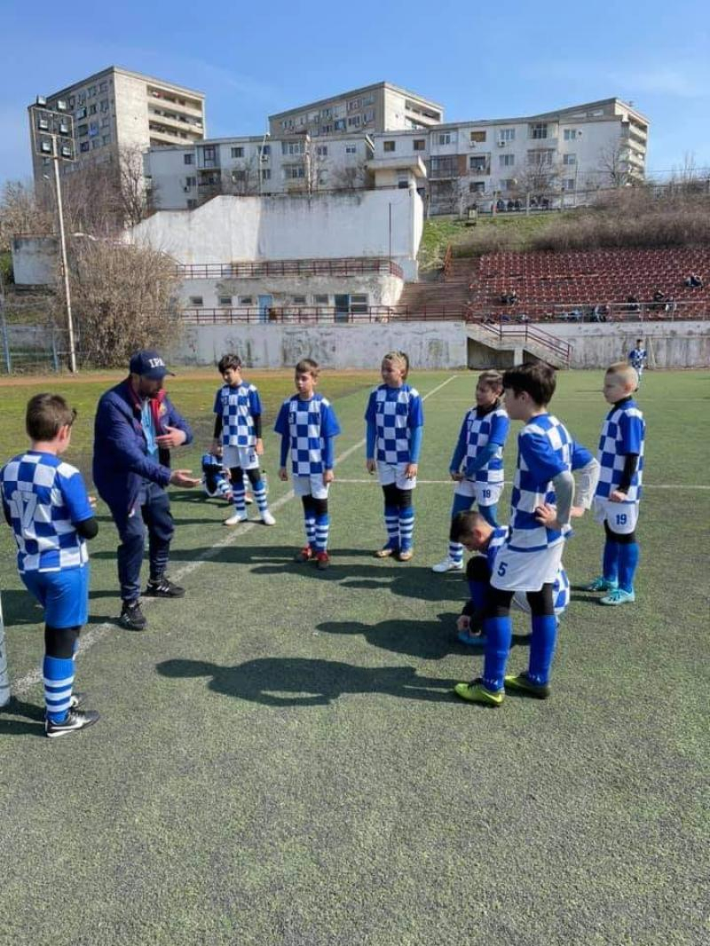 "Dacă m-aș mai naște o dată, tot fotbal aș face"