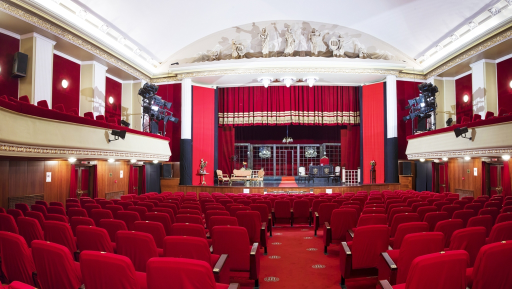 Se reiau spectacolele în Sala Mare a Teatrului Dramatic