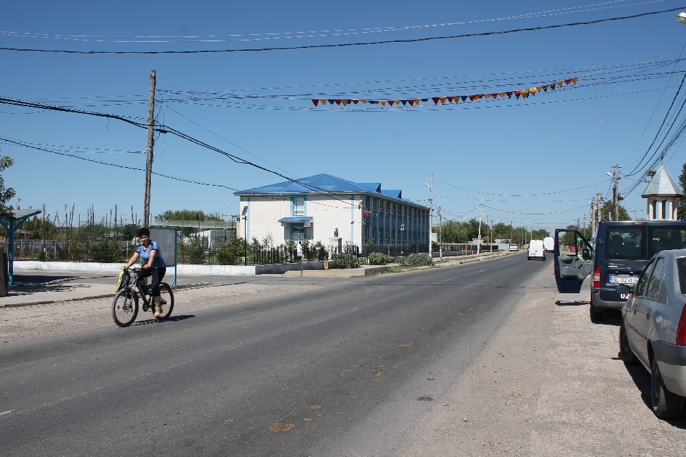 Comuna gălăţeană CĂUTATĂ pentru case şi pământ - o nouă destinaţie pentru REFUGIUL DE VACANŢĂ