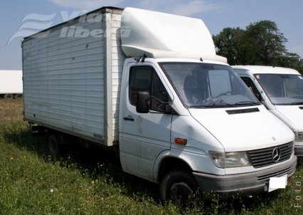 Maşină furată în Italia, găsită la Oancea