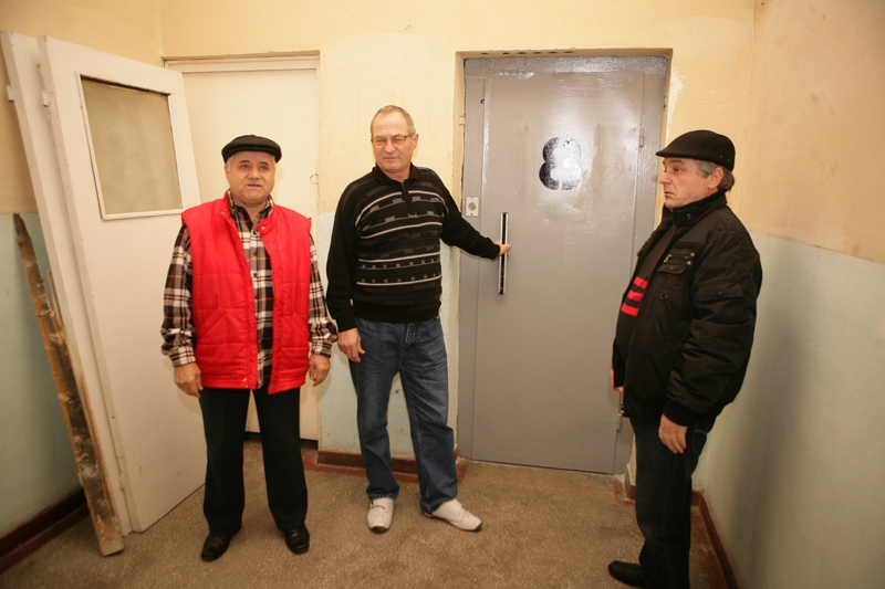 De şase ani fără lift într-un bloc cu opt etaje