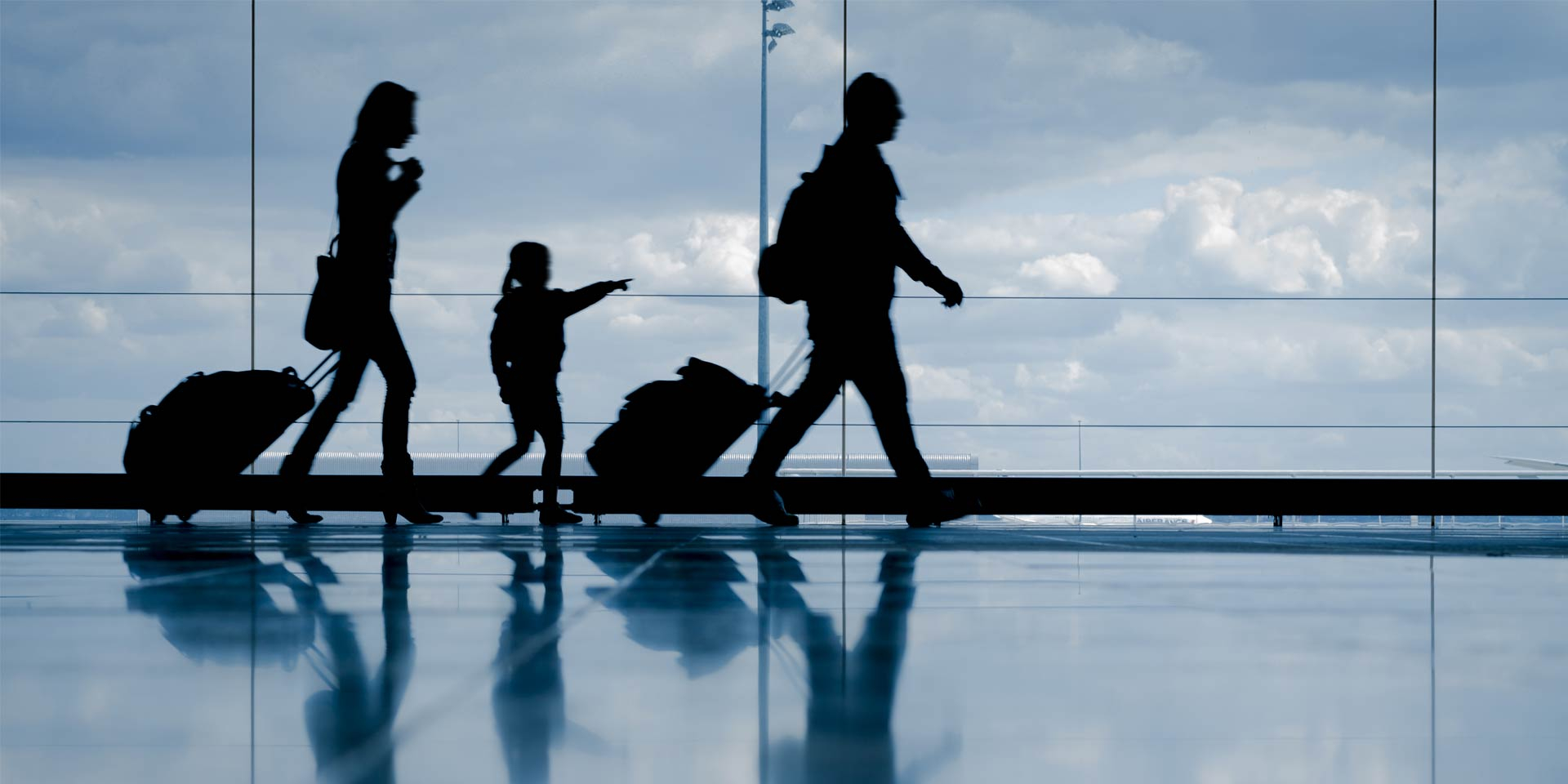 Un gălăţean îi îndeamnă pe tineri să nu mai plece din ţară