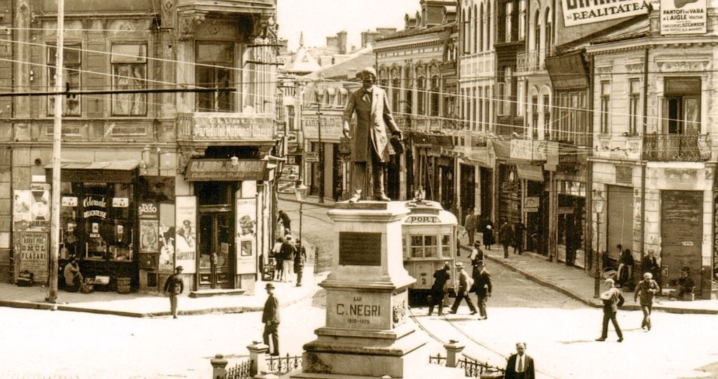 Discuţii despre statuia lui Costache Negri, la Muzeul de Istorie