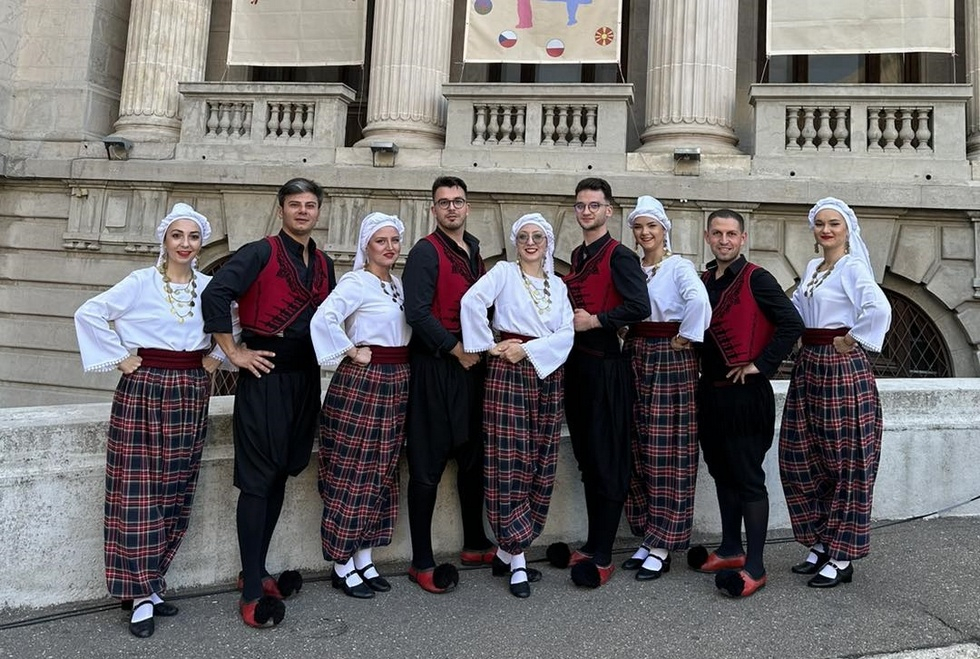 Ansamblul "Olympos", la Festivalul Elenismului